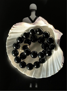 Retro Onyx Necklace