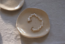 Load image into Gallery viewer, Organic Jewelery Trays, beige