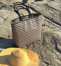Load image into Gallery viewer, Traveller Tote - Tiramisu, Mimmi