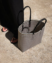 Load image into Gallery viewer, Traveller Tote - Tiramisu, Mimmi