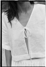 Load image into Gallery viewer, Clémence Top, white