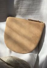 Load image into Gallery viewer, Clutch Louna - Beige