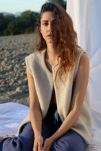 Load image into Gallery viewer, Paloma Wool Vest